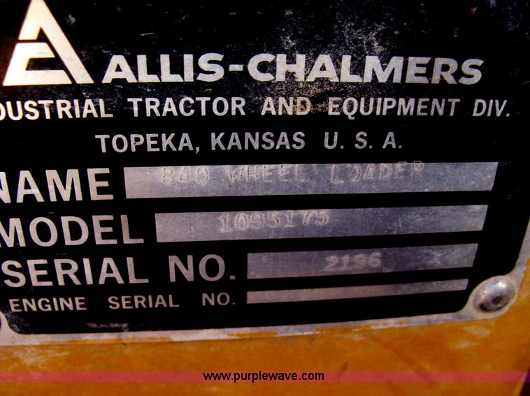 image for item H6412 1972 Allis Chalmers 840 wheel loader