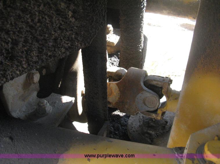 image for item H6412 1972 Allis Chalmers 840 wheel loader