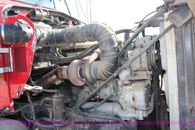 image for item H6847 1984 Kenworth W900 tender truck