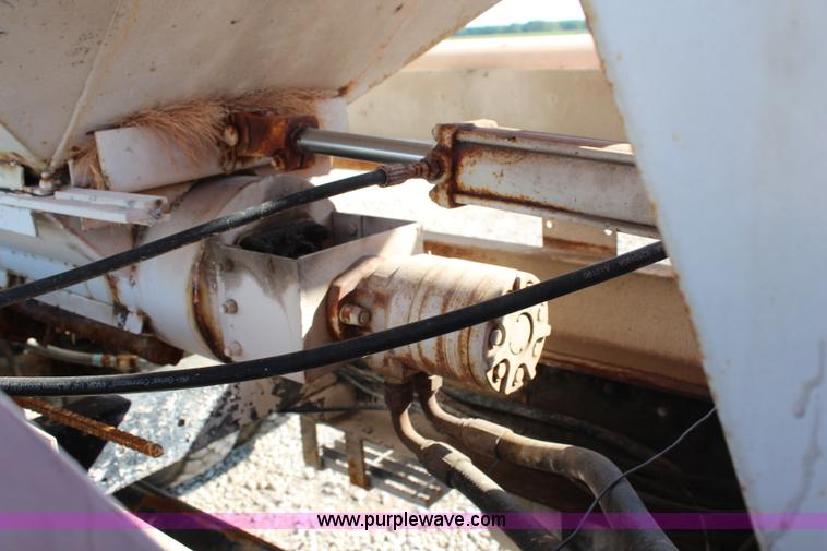 image for item H6847 1984 Kenworth W900 tender truck