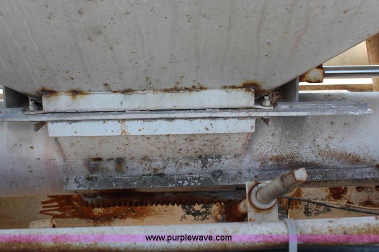 image for item H6847 1984 Kenworth W900 tender truck