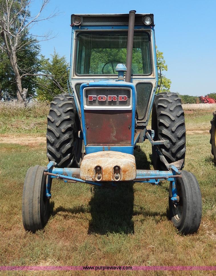 image for item H6861 1972 Ford 5000 tractor