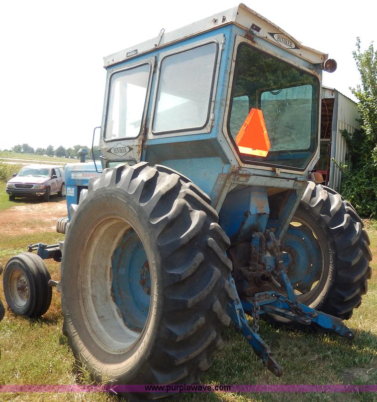 image for item H6861 1972 Ford 5000 tractor