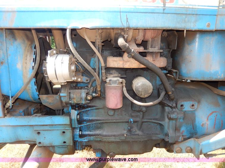 image for item H6861 1972 Ford 5000 tractor