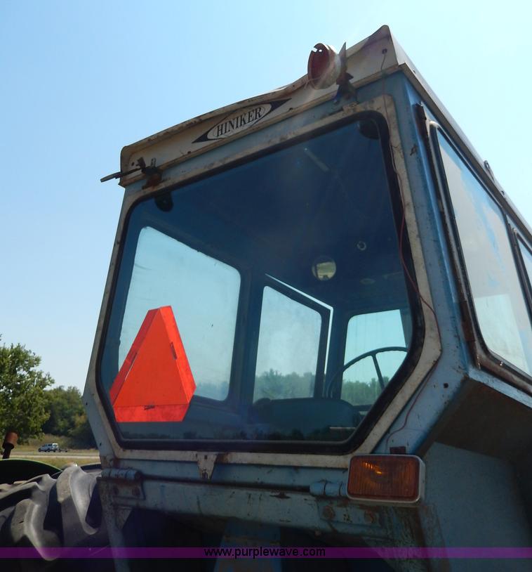 image for item H6861 1972 Ford 5000 tractor