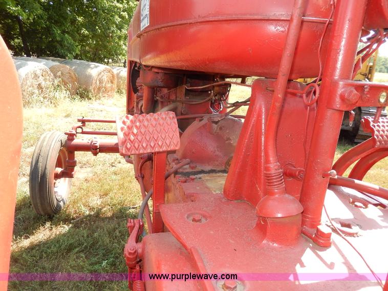 image for item H6868 1940 Farmall M tractor