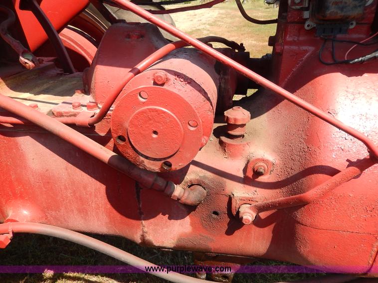 image for item H6868 1940 Farmall M tractor