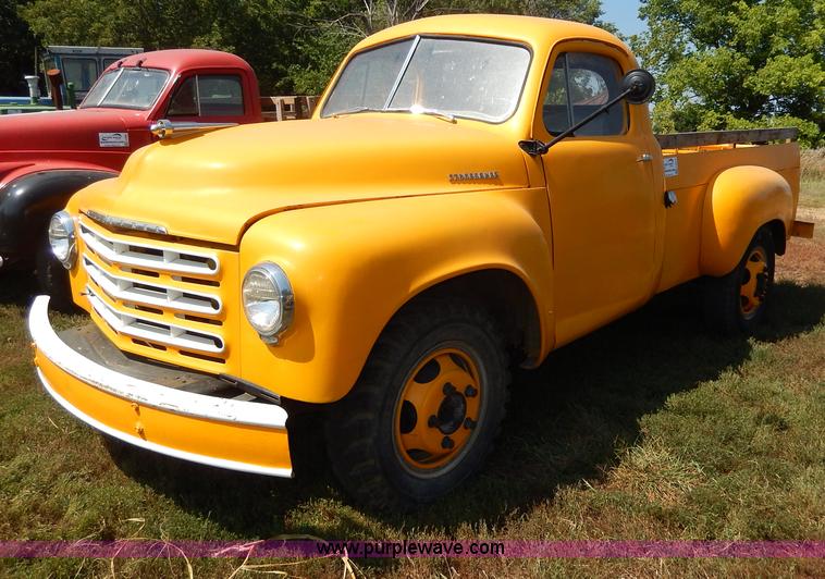 image for item H6870 1949 Studebaker 2R15-21 pickup truck