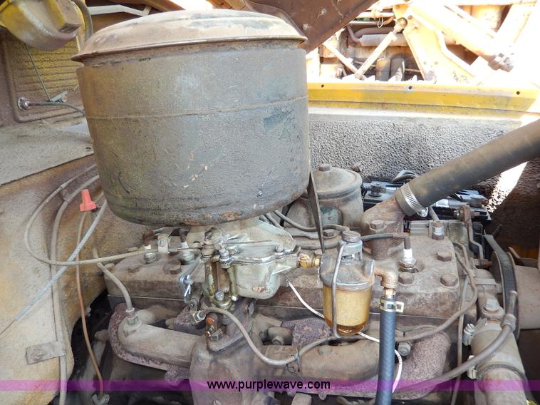 image for item H6870 1949 Studebaker 2R15-21 pickup truck