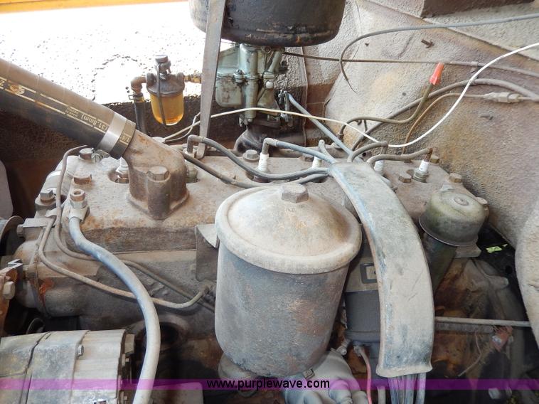 image for item H6870 1949 Studebaker 2R15-21 pickup truck