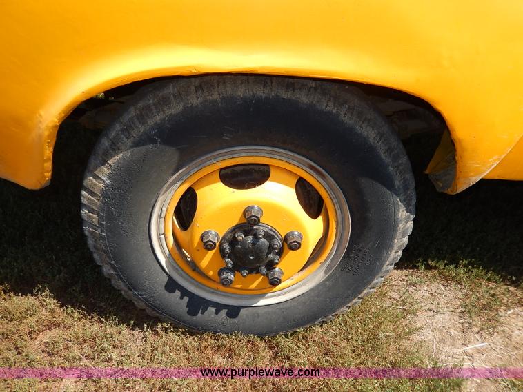 image for item H6870 1949 Studebaker 2R15-21 pickup truck