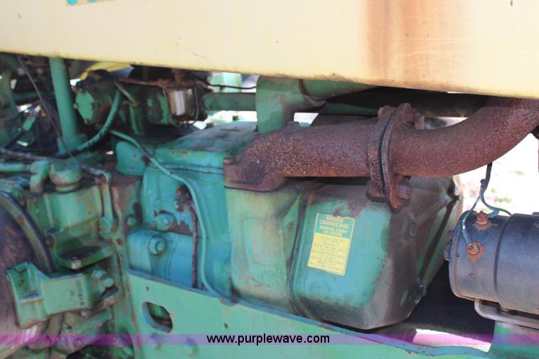 image for item H6924 1959 John Deere 730 tractor