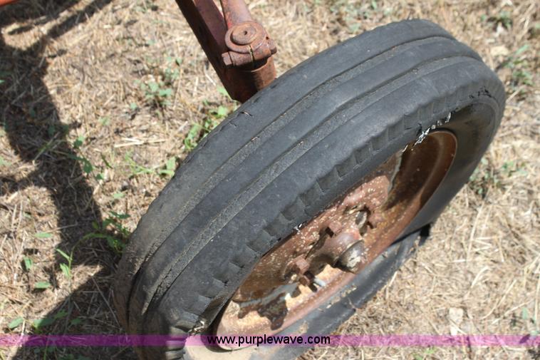 image for item H7345 1947 Ford 8N tractor