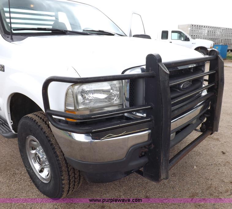 image for item I7552 2002 Ford F250 Super Duty flatbed truck