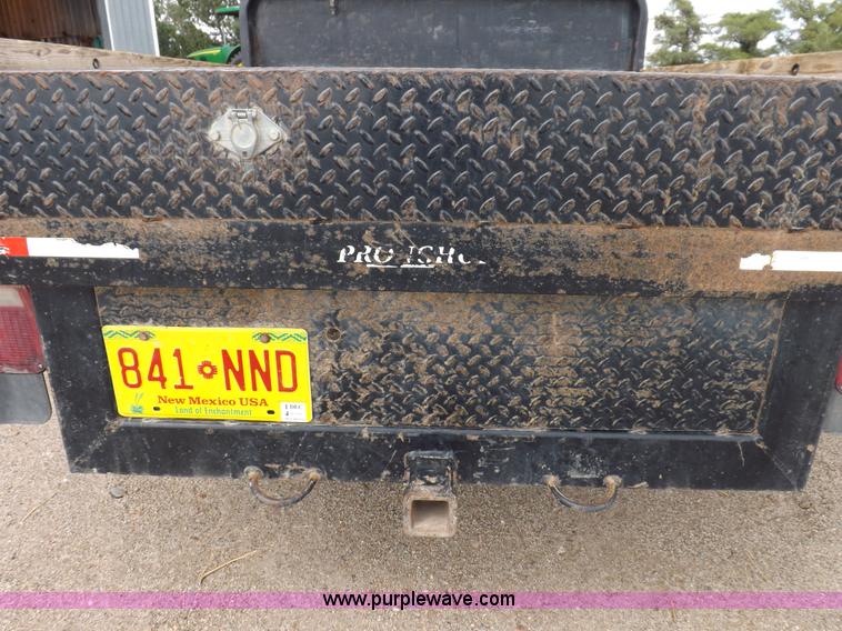 image for item I7552 2002 Ford F250 Super Duty flatbed truck