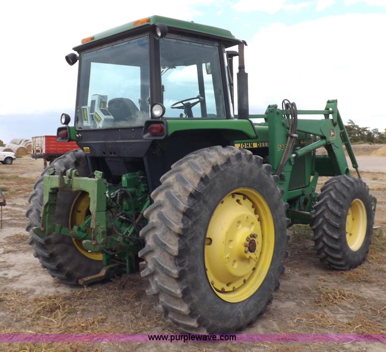 image for item I7556 1988 John Deere 4450 MFWD tractor