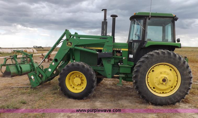image for item I7556 1988 John Deere 4450 MFWD tractor
