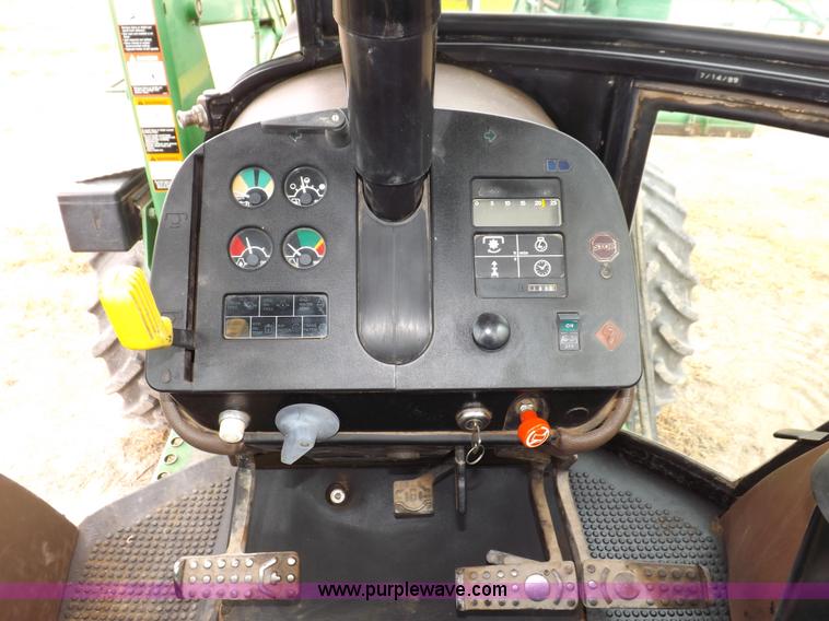 image for item I7556 1988 John Deere 4450 MFWD tractor