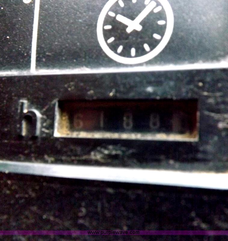 image for item I7556 1988 John Deere 4450 MFWD tractor