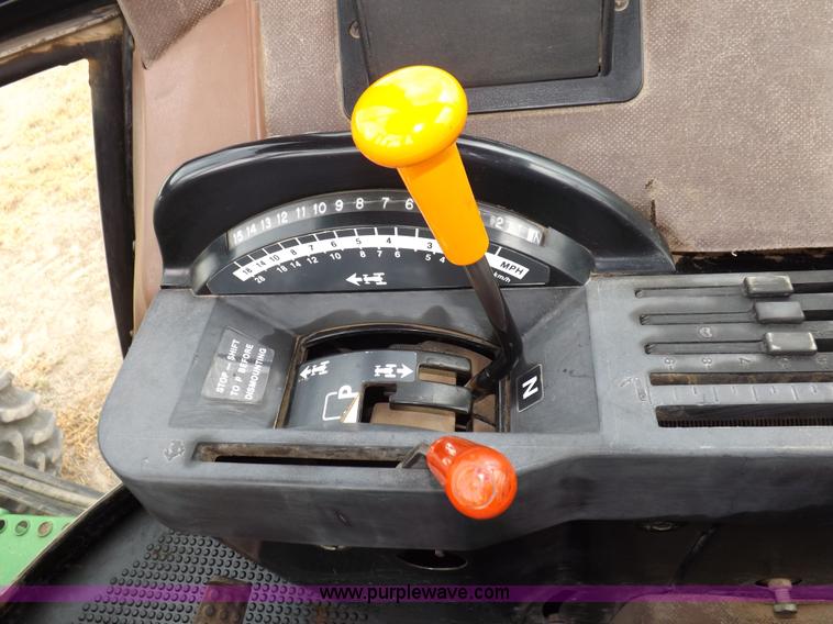 image for item I7556 1988 John Deere 4450 MFWD tractor