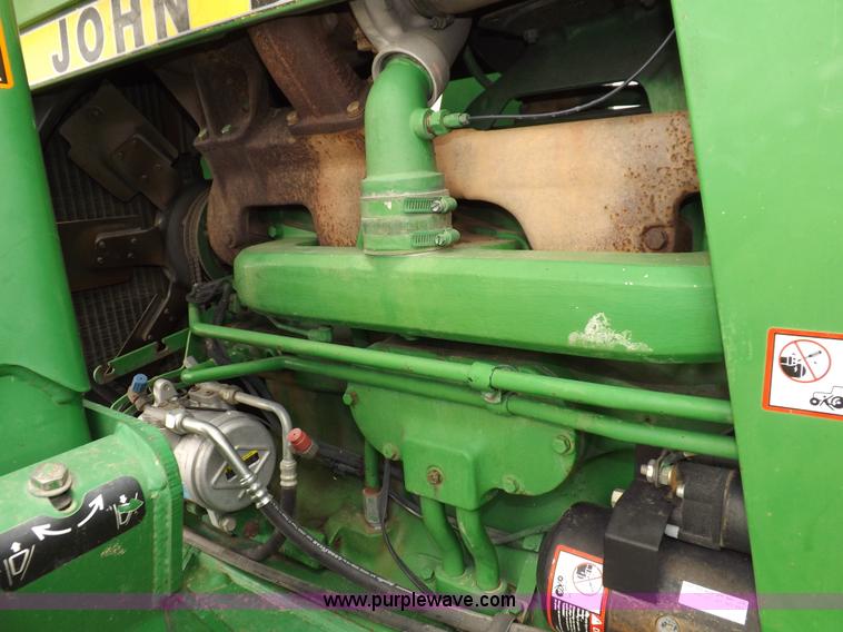 image for item I7556 1988 John Deere 4450 MFWD tractor