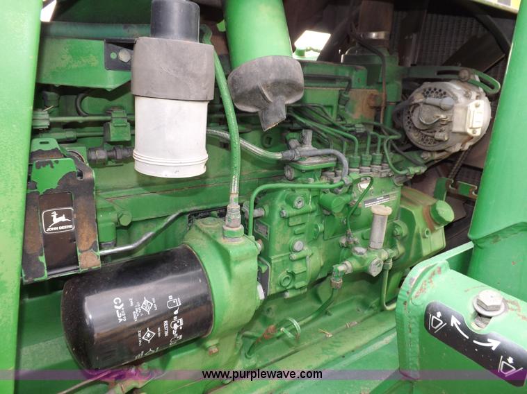 image for item I7556 1988 John Deere 4450 MFWD tractor