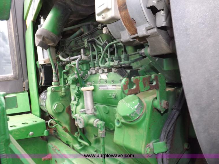 image for item I7556 1988 John Deere 4450 MFWD tractor