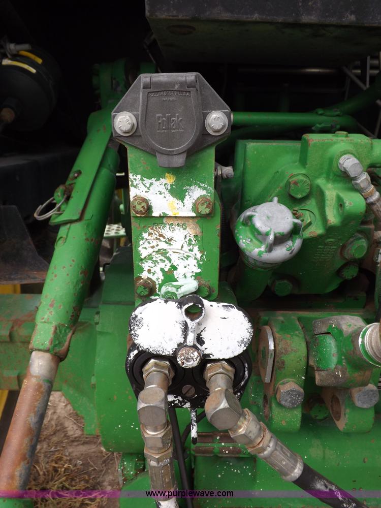 image for item I7556 1988 John Deere 4450 MFWD tractor