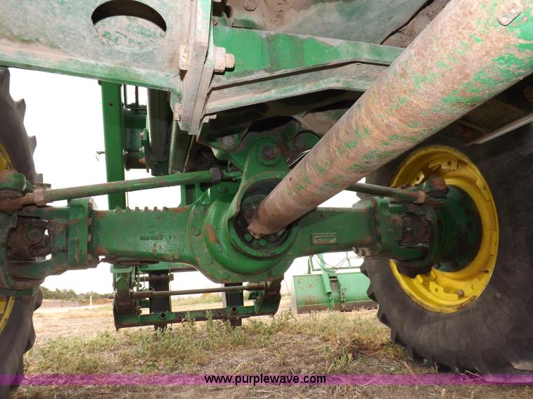 image for item I7556 1988 John Deere 4450 MFWD tractor