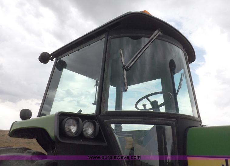 image for item I7556 1988 John Deere 4450 MFWD tractor