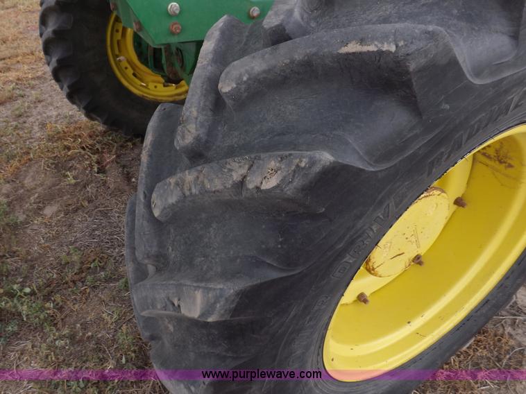 image for item I7556 1988 John Deere 4450 MFWD tractor