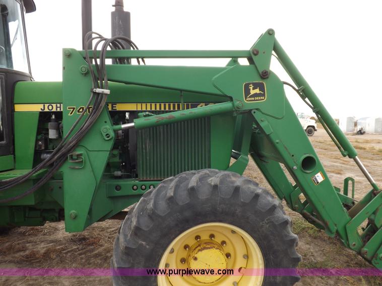 image for item I7556 1988 John Deere 4450 MFWD tractor