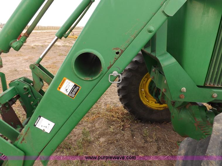 image for item I7556 1988 John Deere 4450 MFWD tractor