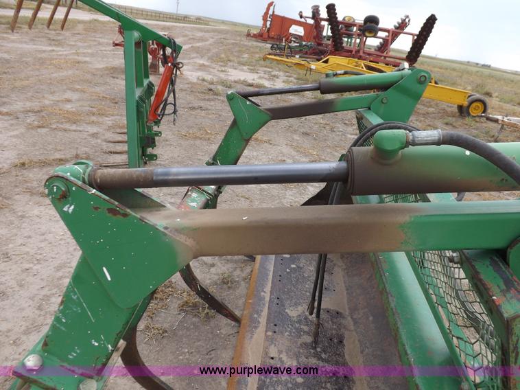 image for item I7556 1988 John Deere 4450 MFWD tractor