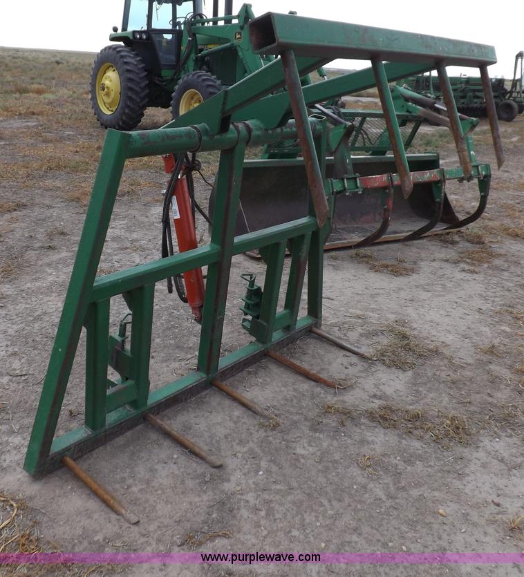 image for item I7556 1988 John Deere 4450 MFWD tractor