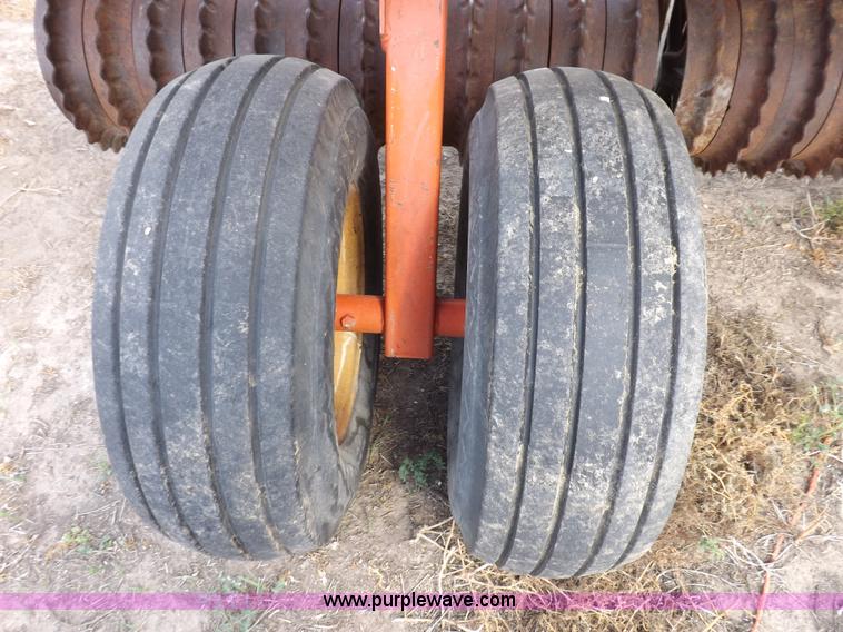 image for item I7563 Dunham Lehr folding wing packer