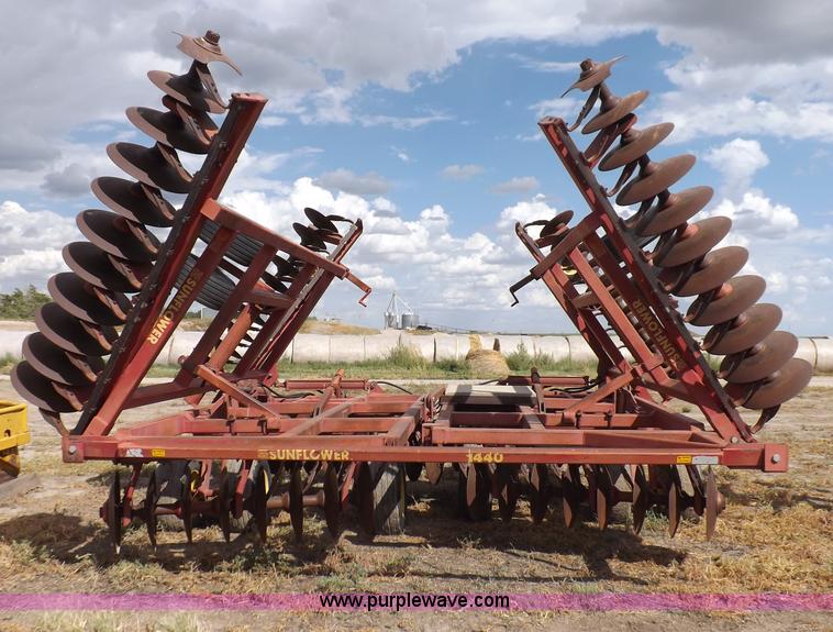 image for item I7566 Sunflower 1440 offset folding disk