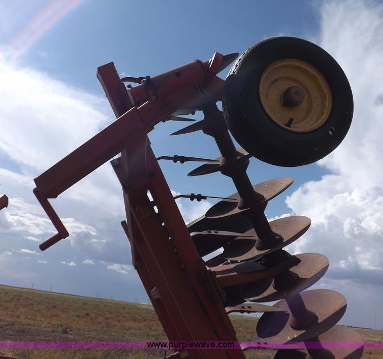 image for item I7566 Sunflower 1440 offset folding disk