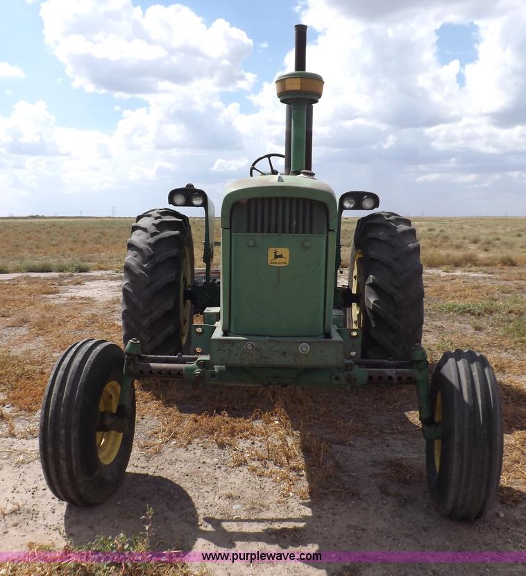 image for item I7577 1967 John Deere 4020 tractor