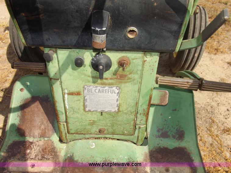 image for item I7577 1967 John Deere 4020 tractor