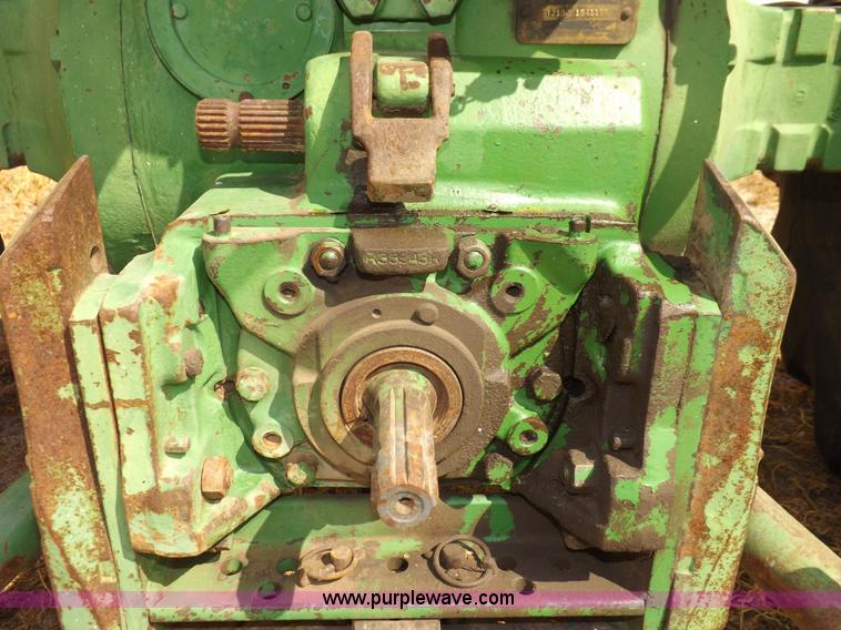 image for item I7577 1967 John Deere 4020 tractor