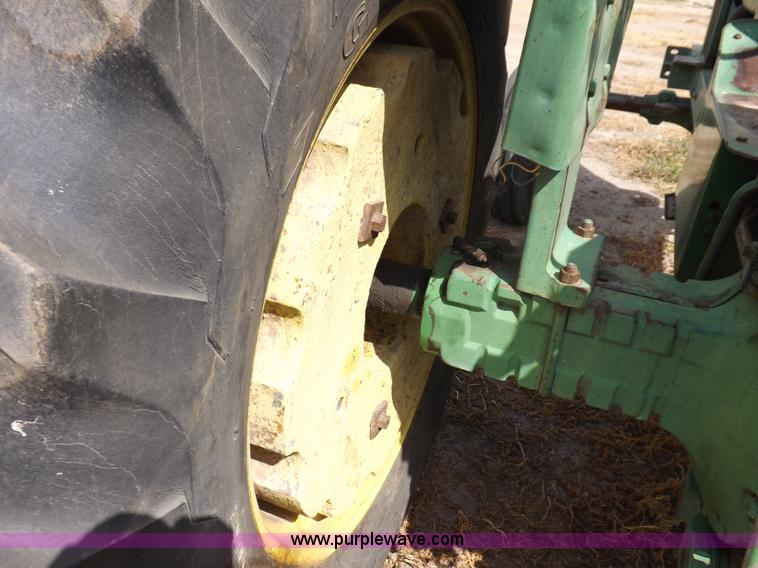 image for item I7577 1967 John Deere 4020 tractor