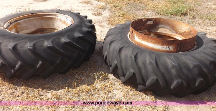 image for item I7577 1967 John Deere 4020 tractor