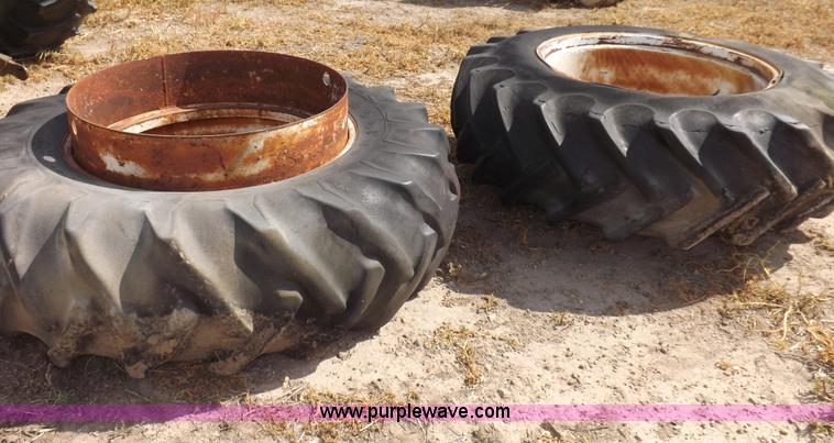 image for item I7577 1967 John Deere 4020 tractor