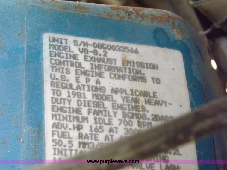 image for item I7578 1981 Ford 700 dump truck