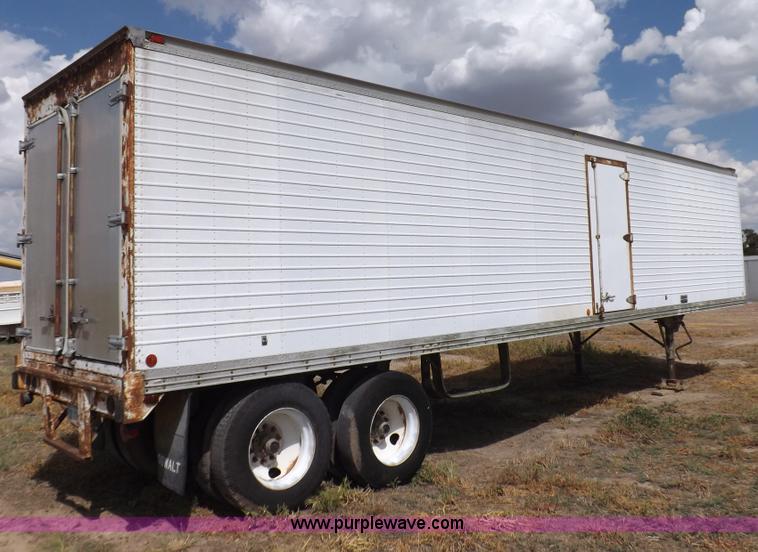 image for item I7579 1970 Timpte TT10AH128 dry box trailer