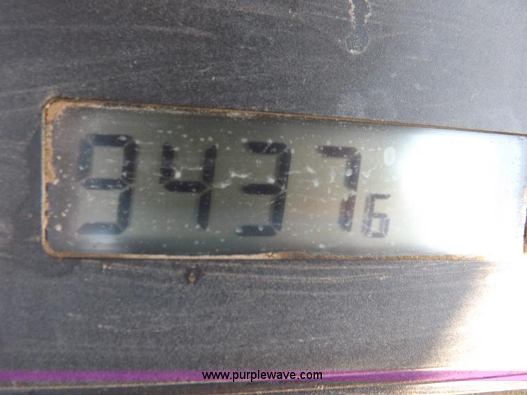 image for item I7587 1996 John Deere 8400 MFWD tractor