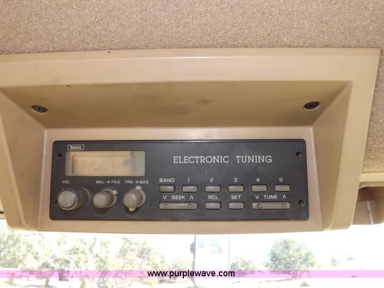 image for item I7587 1996 John Deere 8400 MFWD tractor