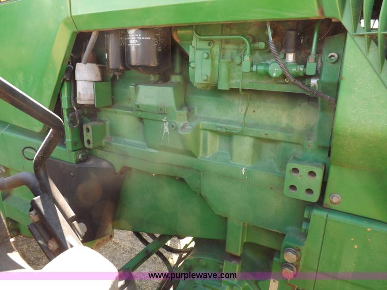 image for item I7587 1996 John Deere 8400 MFWD tractor