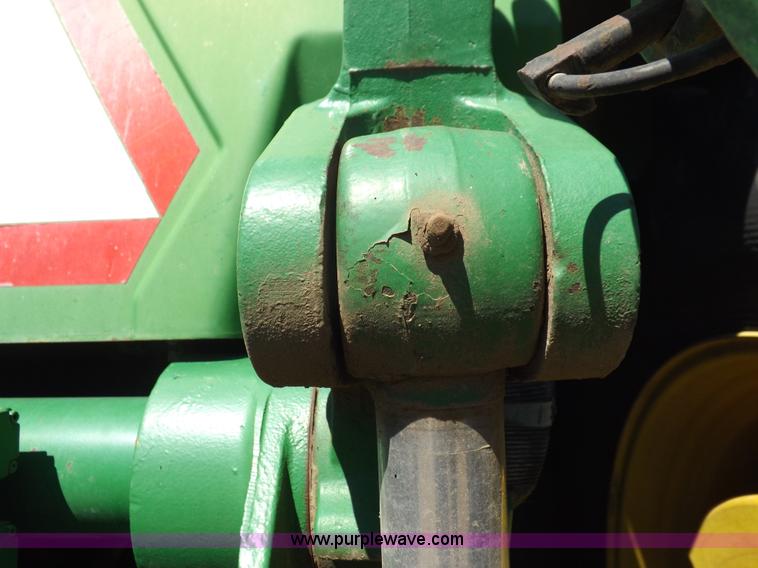 image for item I7587 1996 John Deere 8400 MFWD tractor